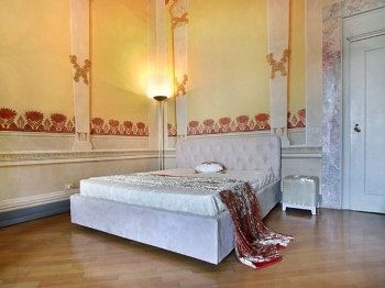 Alojamento de Acomodação e Pequeno-almoço Palazzo Tolomei - Residenza D'epoca 3*